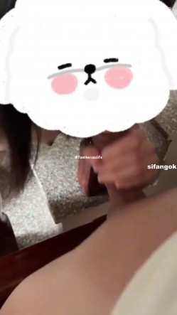 极品性瘾小夫妻【温妮的爸妈】最新付费福利，温泉露出挑战，野外遥控，啪啪不给精液就捣蛋 截图14