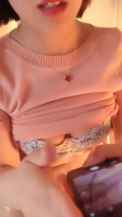 身材肉肉的妹子诱惑秀 性感黑丝高跟鞋诱人美臀拨开内裤开逼逼 截图7