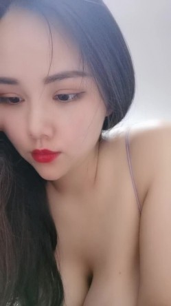 极品导弹巨乳主播【38H罩杯妹妹】挤奶诱惑超长100小时源码录制直播合集 截图6