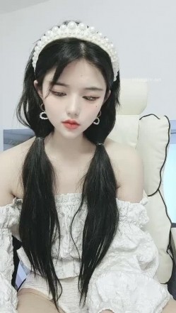 绿播下海！【美妍】颜值逆天，美美哒，可爱美穴特写~颜值真是高，兄弟们冲！ 截图6