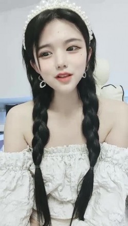 绿播下海！【美妍】颜值逆天，美美哒，可爱美穴特写~颜值真是高，兄弟们冲！ 截图11