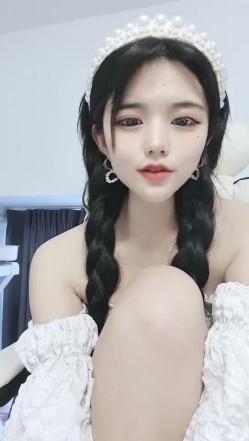 绿播下海！【美妍】颜值逆天，美美哒，可爱美穴特写~颜值真是高，兄弟们冲！ 截图12