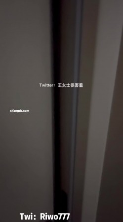 极品绿帽博主，【白梦夫妻】，调教老婆多P，露出，老师私下的淫荡一面，风韵十足的少妇 截图2