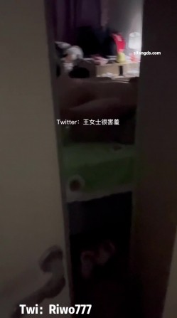 极品绿帽博主，【白梦夫妻】，调教老婆多P，露出，老师私下的淫荡一面，风韵十足的少妇 截图6