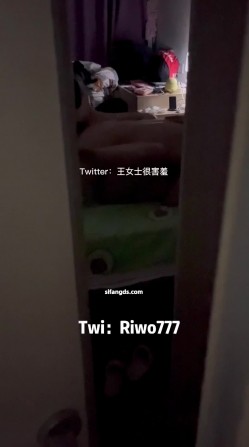 极品绿帽博主，【白梦夫妻】，调教老婆多P，露出，老师私下的淫荡一面，风韵十足的少妇 截图9