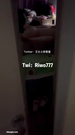 极品绿帽博主，【白梦夫妻】，调教老婆多P，露出，老师私下的淫荡一面，风韵十足的少妇 截图11