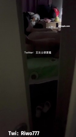 极品绿帽博主，【白梦夫妻】，调教老婆多P，露出，老师私下的淫荡一面，风韵十足的少妇 截图16