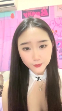 核弹！超美校花【果果qzm】道具狂插~扇脸打逼~妹子都经历了什么？ 截图3