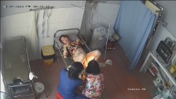 稀有黑客破解医院妇产科监控摄像头完美正面角度高清偷拍几个孕妇 最美年轻孕妇 阴蒂清晰可见 截图8