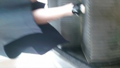 魔手 外购流出《撩裙、露毛、靓妹美少妇》高颜值丁字裤靓妹 丁字裤长毛毛美女 截图10