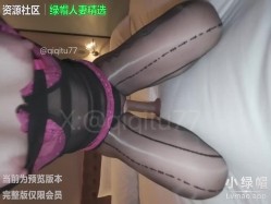 98年持证夫妻，大屌镶珠两圈、健身教练打桩机「妻妻兔」开幕高潮，真假阳具，无套多次高潮，长腿兔兔，电波开裆丝袜 截图2