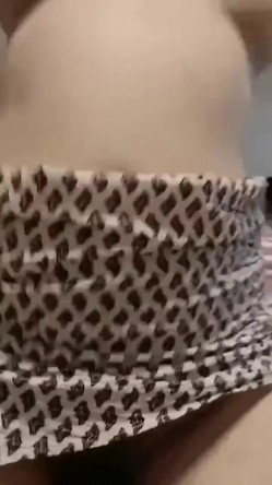 巨乳美女 操的我骚逼真的好舒服 塞满了 在家跟大哥激情啪啪 操的奶子哗哗 骚话不停 截图9