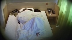 精品酒店偷拍 ️潮流穿搭小仙女被男友连干三次男友貌似新手很敏感每次干的时间都不长 截图8