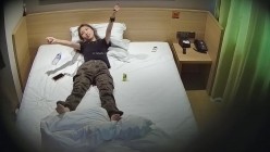 精品酒店偷拍 ️潮流穿搭小仙女被男友连干三次男友貌似新手很敏感每次干的时间都不长 截图13