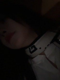 ️户外主播【qingqing-ss】高颜值长腿丝袜、公园、网吧大胆裸露自慰 截图6