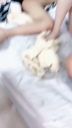 20小时核弹！一群小妹妹被渣男换着干！【青春美少女】属实壮观！其中有一个小妹我认为非常极品 截图4