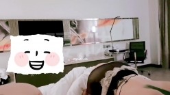 极品淫妻博主，【暧昧AIMEI】，夫妻交换，一起逛景点游玩一天，酒店内4P更有感觉，全程跟拍记录教科书 截图2