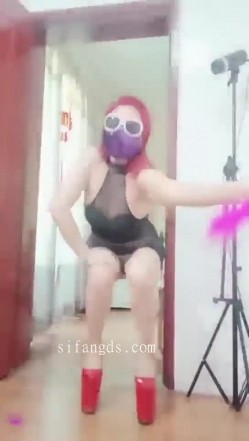 精品推荐 【快手】红发深渊巨穴熟女『大香』发骚裸舞性爱爆菊喷水啪啪 截图11