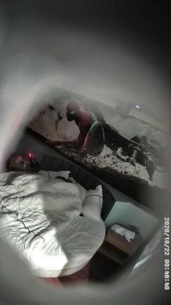 精品资源，全网最全的蜘蛛侠大圆床房偷拍，中青年夫妻情侣居多，也有年轻的学生情侣 截图11