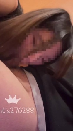 母狗调教师【泽塔控】滴蜡封逼 双洞跳蛋 两只母狗 双倍快乐！惩罚完狠狠的艹一顿 直接拽到床角 扯着绳子狠狠的后入内射 截图5