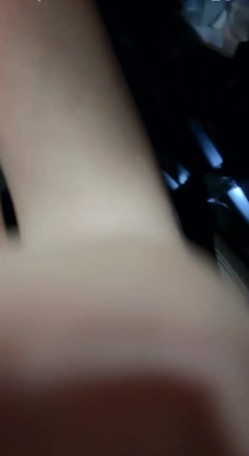 户外！【女主】深夜开宝马上街勾搭大鸡巴代驾小哥车震 截图6