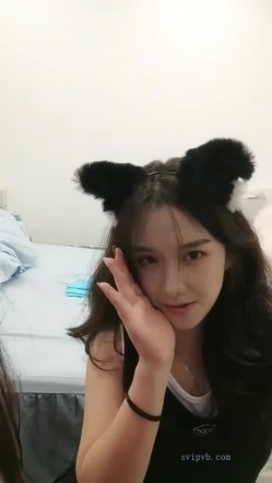 极品高颜冷艳御姐，反差小妈感女主播「金刚护撸娃」「小奶猫」密码房激情淫语撩骚，和姐妹下海大秀，互舔互口 截图13