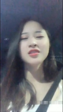 女神级性感清纯长发美女晚上网约滴滴车,忘带钱包没钱付车费只能肉偿,后排座位上被狠狠爆插,便宜车主了! 截图4