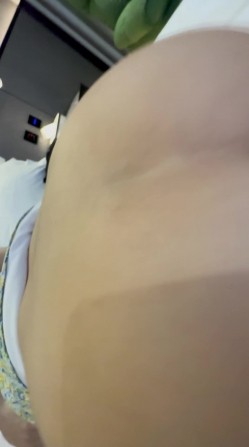 嫩妹收割机【江南第一深情】顶级约炮大神，珍藏版内射 截图8