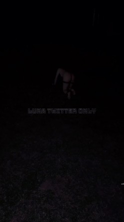 顶级露脸小母狗【Lunana】推特5000元订阅福利，露出喝尿调教啪啪，各种花样，玩花了 截图5