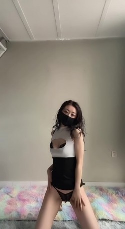 推特新晋新一年洗脑顶B王 ️六金小姐姐 高端定制裸舞长视频 顶摇第 截图9