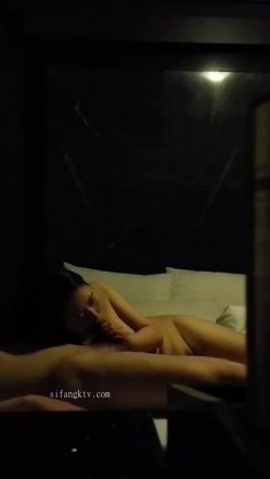 最新反差婊 高端私密群内部福利群泄密流出视图基本都露脸美女如云 截图2