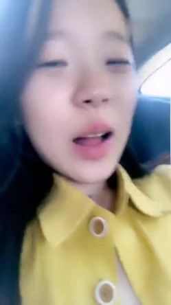 颜值不错妹子九儿高速路车内自慰 边开车边用按摩器震动逼逼头部插入呻吟 截图15