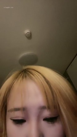 清纯学生妹 新人【雯雯是头猪】首次平台啪啪大秀 清纯外表却是满身符文 与金主床上激情啪啪 截图13