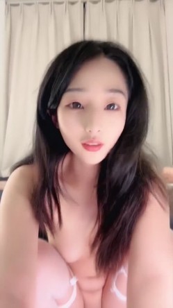 G奶校花【菲菲大蝴蝶】极品蝴蝶逼 道具快速抽插 滴白浆！ 截图7