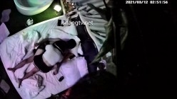 【精品360】爆操情趣内衣黑丝袜 JK学生制服 暴力后入操 截图6