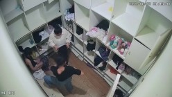 舞蹈班《监控破解》偷拍多位美女学员后台换衣服 截图13
