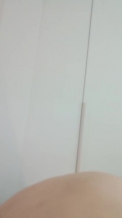 极品淫娃小荡妇，全程露脸性感火辣艳舞，情趣丝袜装，揉奶玩逼淫声荡语道具抽插骚穴，精彩不要错过好刺激 截图10
