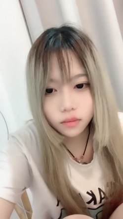 超级漂亮【欣少】刚下海就被无套啪啪~都操出浆啦 截图9