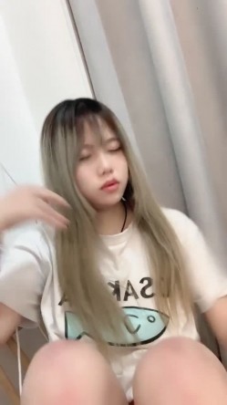 超级漂亮【欣少】刚下海就被无套啪啪~都操出浆啦 截图12