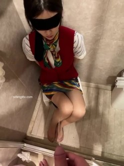 露脸才是王道！颜值天花板极品身材某航空姐工作期间是女神下班就成为金主母狗各种淫乱自拍很反差 截图14