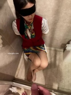 露脸才是王道！颜值天花板极品身材某航空姐工作期间是女神下班就成为金主母狗各种淫乱自拍很反差 截图15
