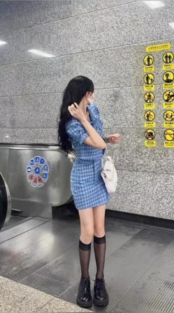 高颜值极品175小仙女，时髦都市美人儿，地铁接回家，爽爽女上位，这大屁股 好中意哦！ 截图1