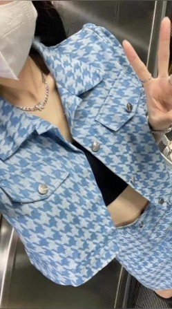 高颜值极品175小仙女，时髦都市美人儿，地铁接回家，爽爽女上位，这大屁股 好中意哦！ 截图3