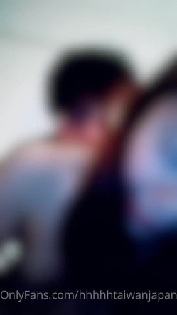 推特温柔贤惠型娇妻mumi私拍第二季，表里不一大玩性爱调教露出道具紫薇纯小母狗 截图6