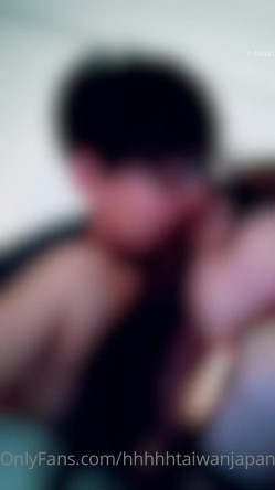 推特温柔贤惠型娇妻mumi私拍第二季，表里不一大玩性爱调教露出道具紫薇纯小母狗 截图12