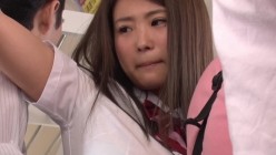 SSNI-072 Kカップ少女 強・制・連・結 爆乳わしづかみ満員痴漢車両 深田ナナ 截图1