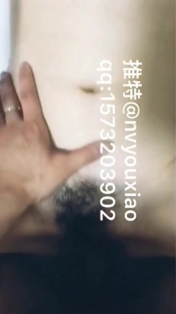 【极品泄密】推特经典大V 分享女友潇潇 站内未流出福利 截图16