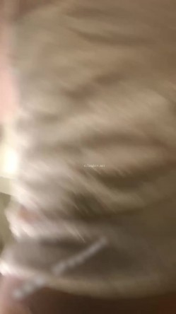 钻石泄密流出 高颜值美女佩戴宝格丽项链东北御姐酒店啪啪遭泄密 截图7
