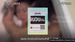 顶级大神【dudu】几千元福利，18岁空乘在读，联动song女神，高颜值空姐露脸 截图7