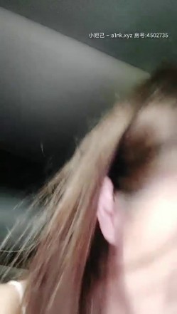 瑶瑶kiyomi骚气苗条妹子深夜野外车震啪啪，特写口交舔弄后入屁股上下套弄呻吟 截图14